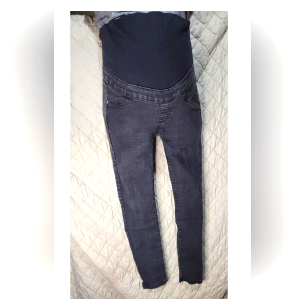 Maternity Boohoo size 4 black jeans/jeggings